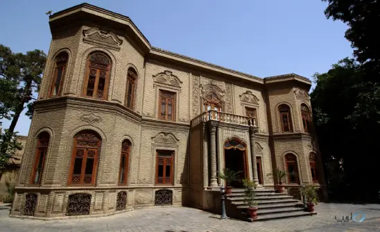 موزه آبگینه باغ شیشه و سفال